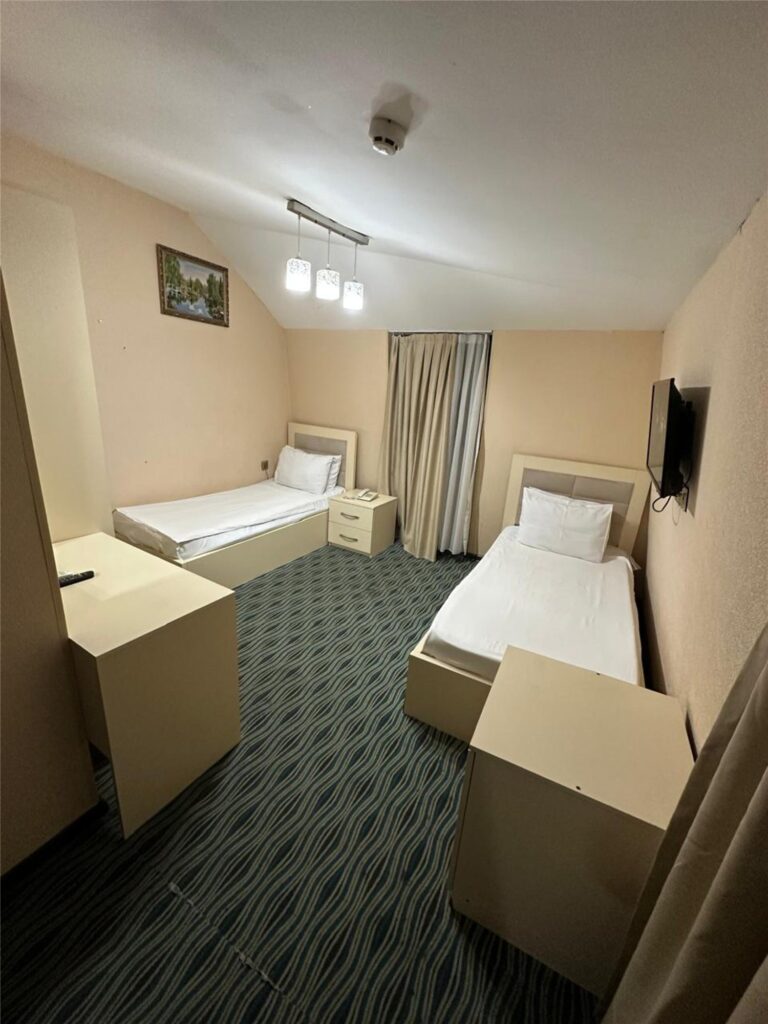 Twin room with two single beds at Comfort Hotel Baku