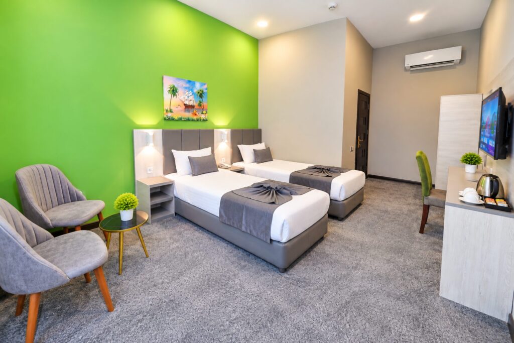 Junior suite with twin beds