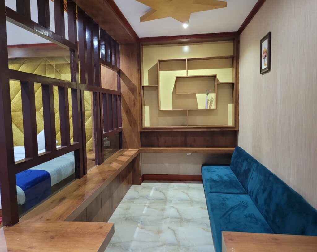 Junior suite sitting area