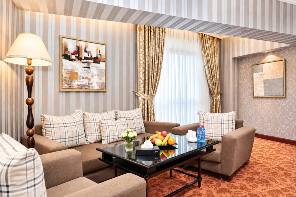 Junior suite, sofa