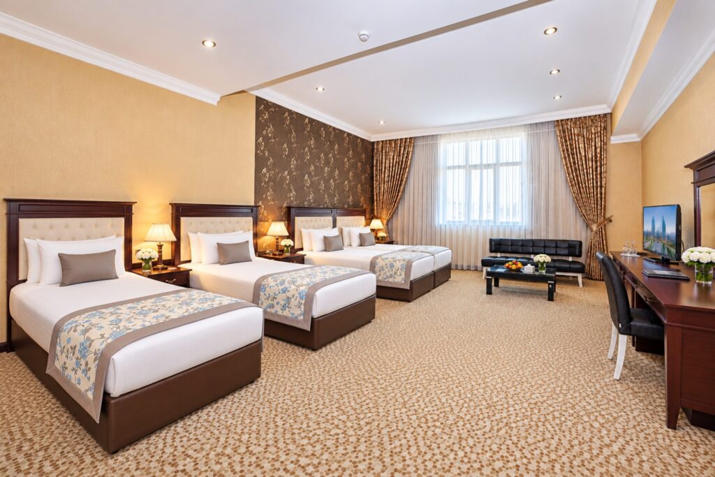 Quadruple room, window side