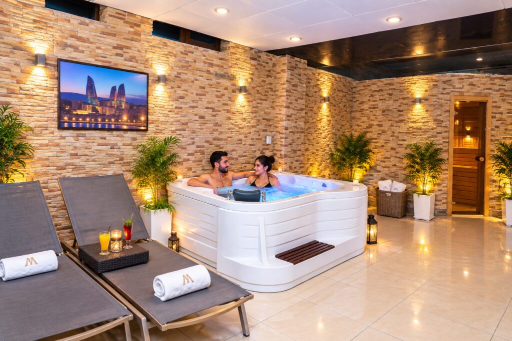 Spa with hot tub at Modern Hotel Baku