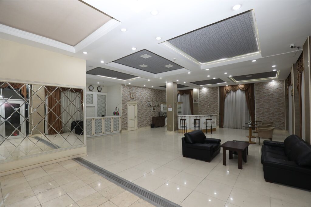 Lobby lounge at Comfort Hotel Baku