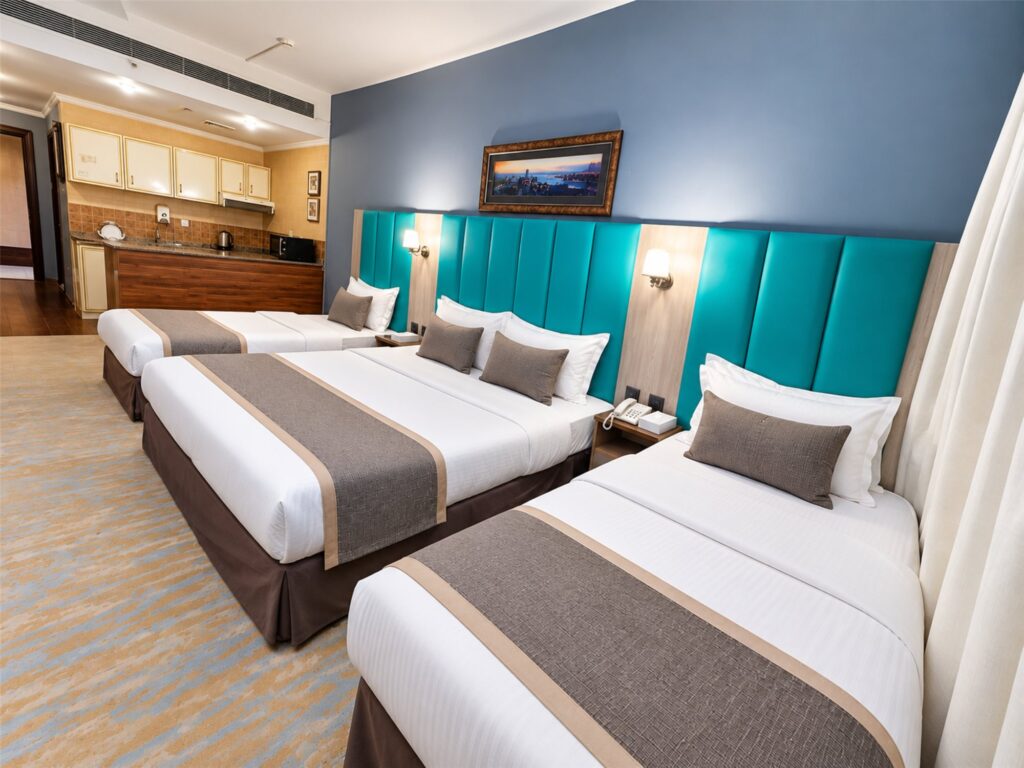 Quadruple studio with four beds