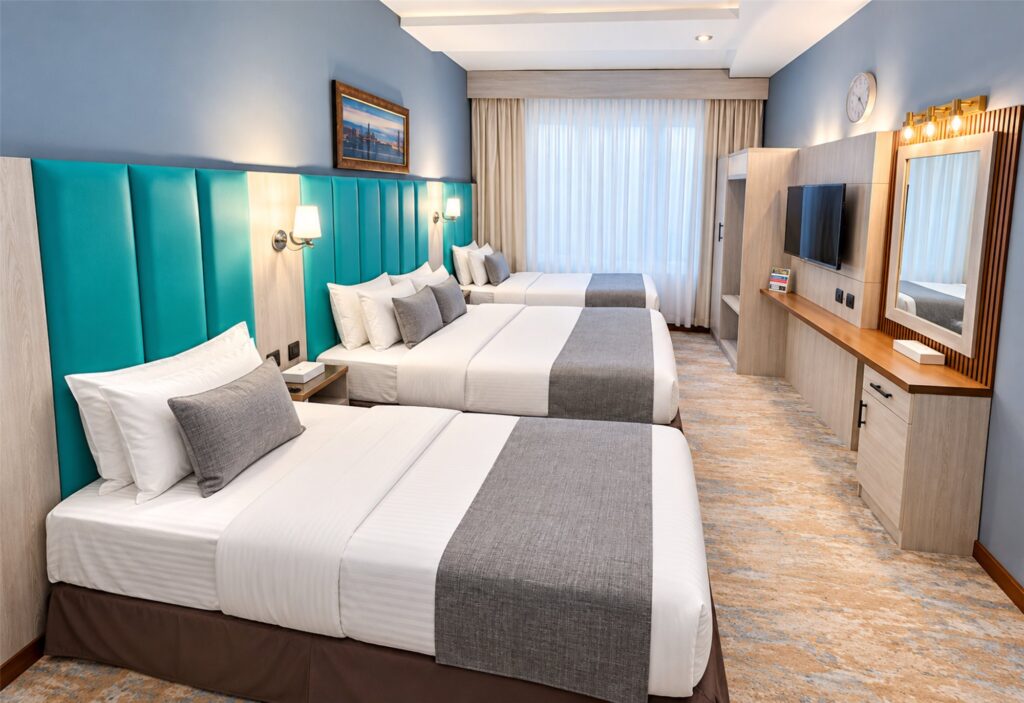 Quadruple studio with a double and single beds