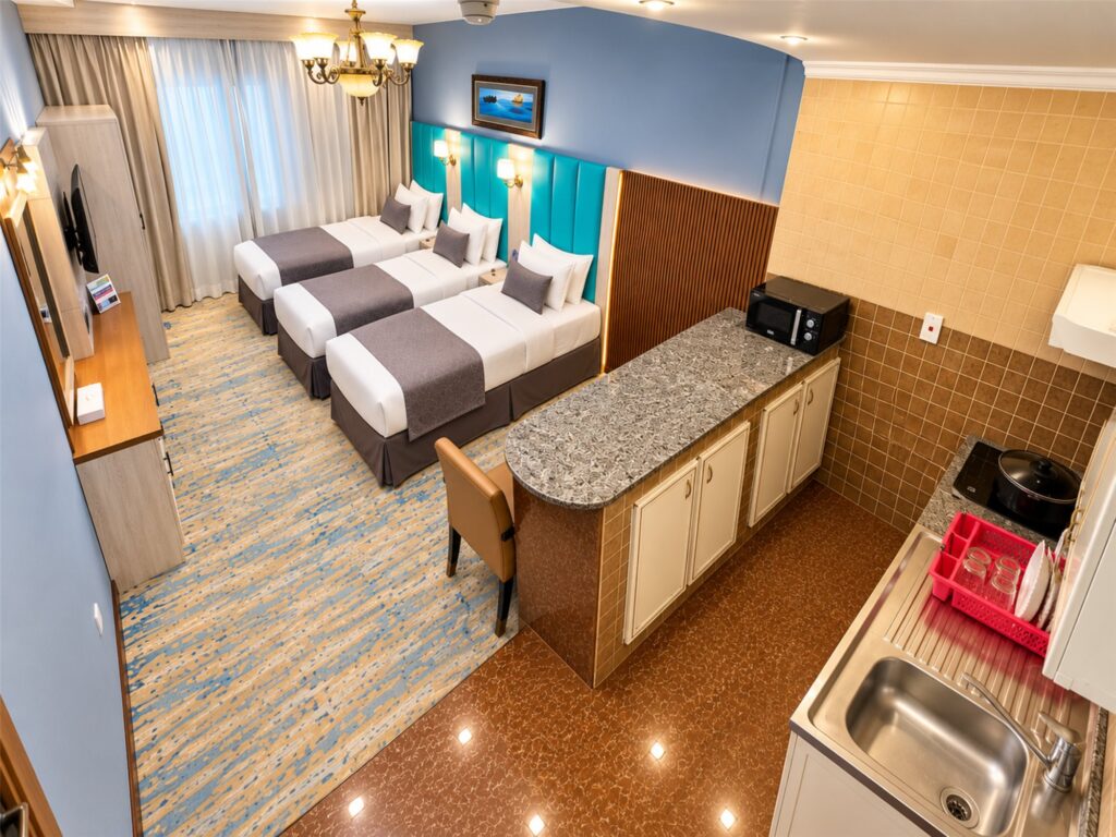Triple studio with kitchen